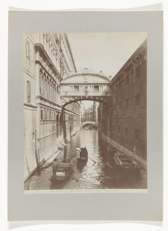 Brug der Zuchten, Venetië. Bron: Fratelli Alinari, ca. 1880 - ca. 1895, Rijksmuseum Amsterdam.